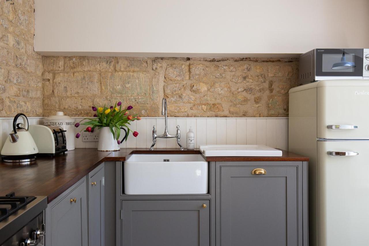 Gleneda Cottage - A Renovated, Traditional Cotswold Cottage Full Of Charm With Fireplace And Garden Bourton on the Hill Dış mekan fotoğraf