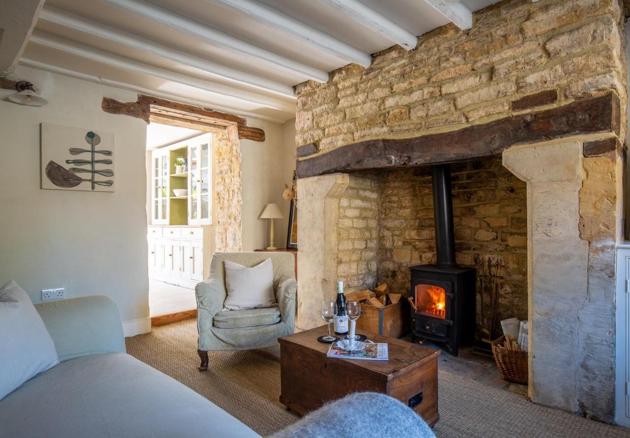 Gleneda Cottage - A Renovated, Traditional Cotswold Cottage Full Of Charm With Fireplace And Garden Bourton on the Hill Dış mekan fotoğraf